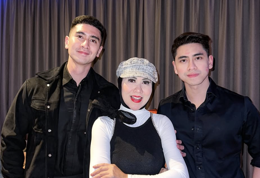 Venna Melinda bersama kedua anaknya